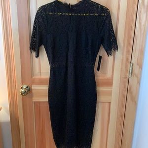 Lulu’s lace midi dress in size small. New with tags. Never worn.